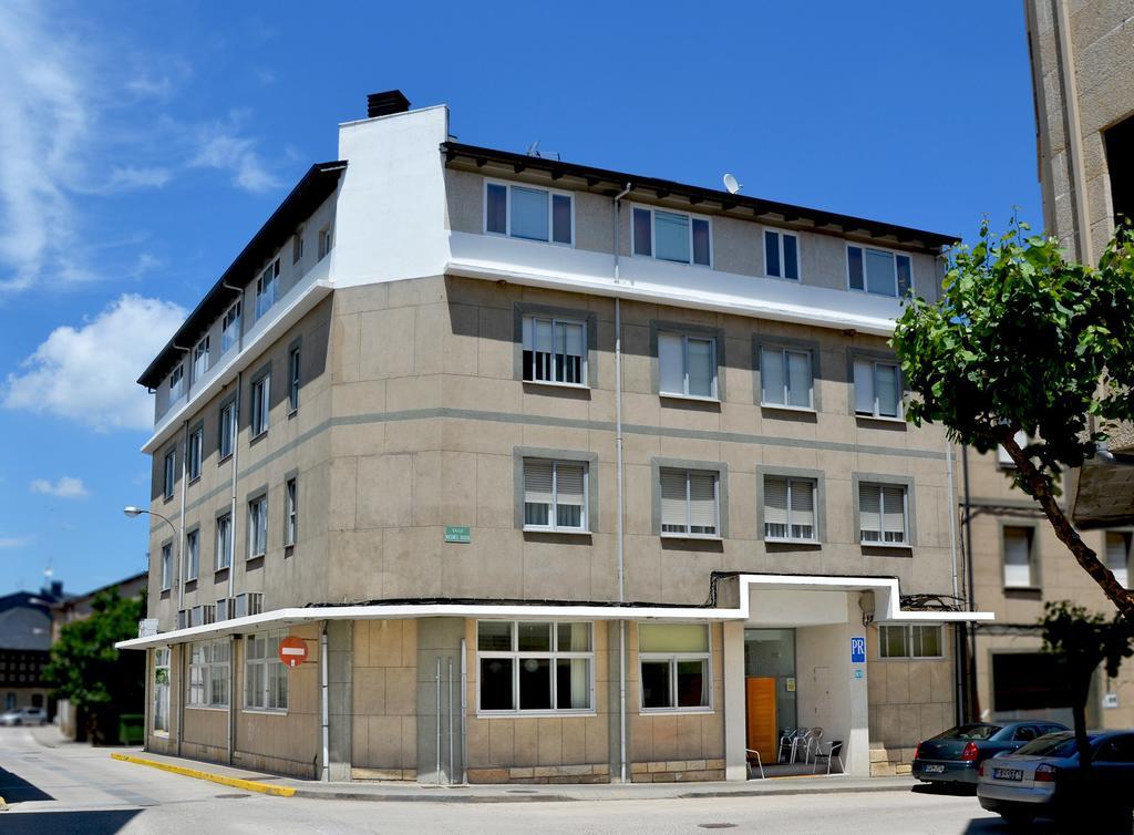 Hostal La Viuda A A Pobra de Trives Kültér fotó